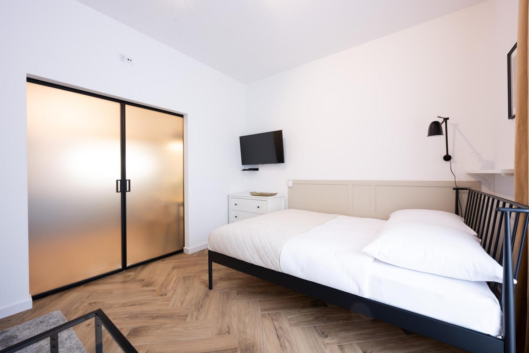 Native Apartments Pulaskiego 6 Красков Екстериор снимка